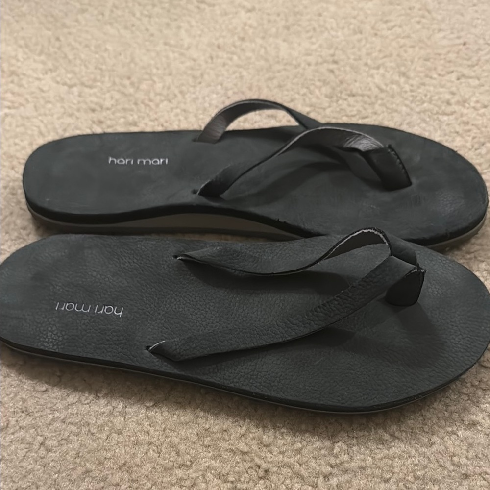 Hari Mari Black Women's Sandals black leather